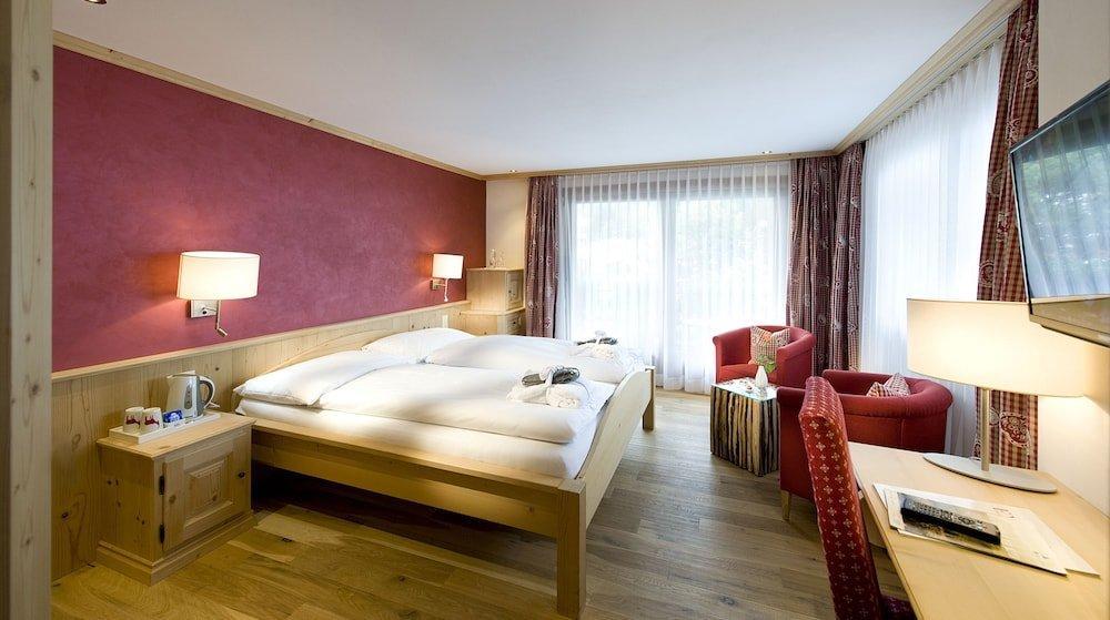 Hotel Alpina Клостерс Екстер'єр фото