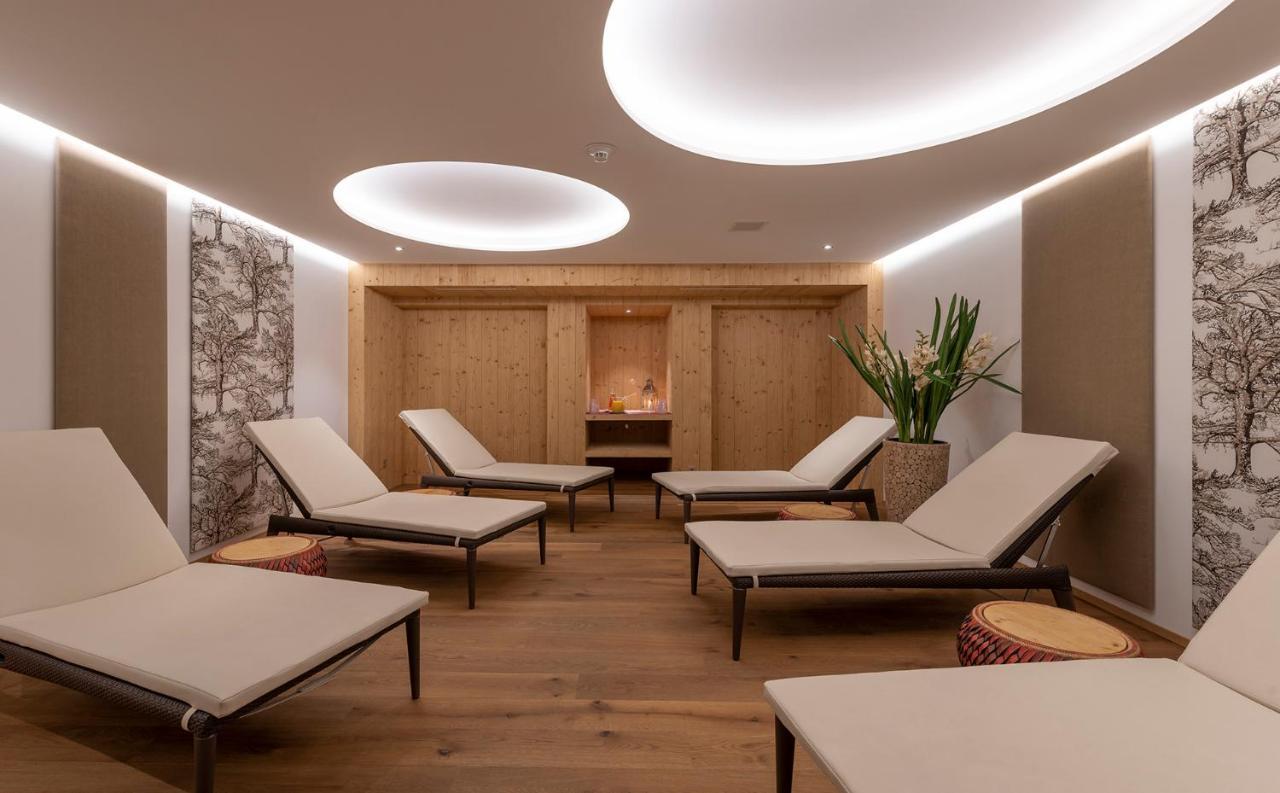 Hotel Alpina Клостерс Екстер'єр фото